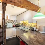 Longmire Yeat * Troutbeck (South Lakeland)