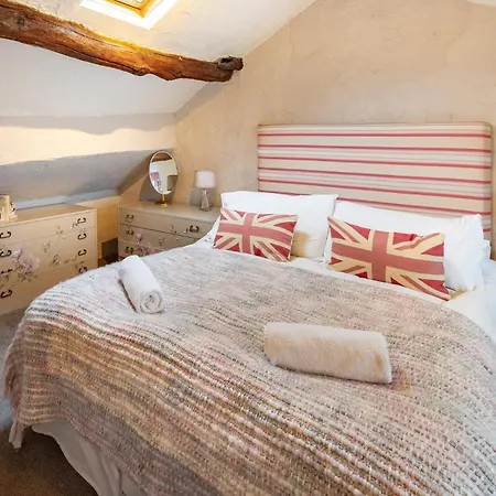 Longmire Yeat Holiday home