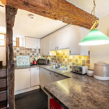 Longmire Yeat * Troutbeck (South Lakeland)